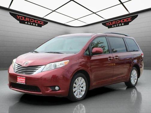 2014 Toyota Sienna XLE