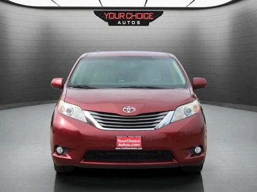 2014 Toyota Sienna XLE