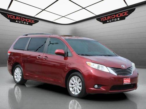 2014 Toyota Sienna XLE