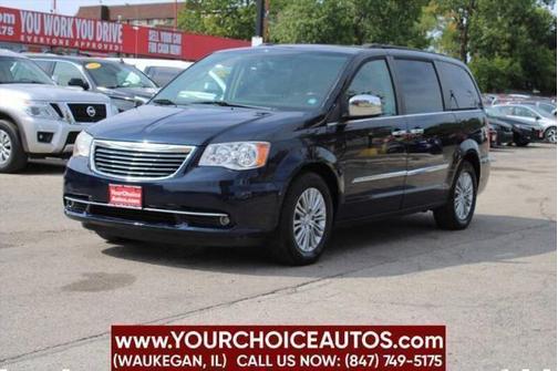 2016 Chrysler Town & Country Touring-L