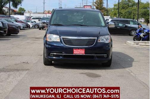 2016 Chrysler Town & Country Touring-L