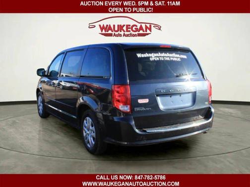 Brilliant Black Crystal Pearlcoat 2014 Dodge Grand Caravan 4dr Wgn SE