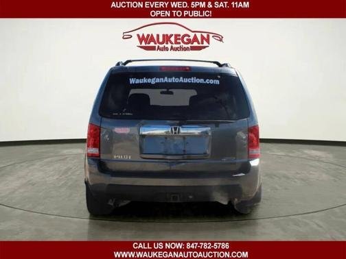 Alabaster Silver Metallic 2011 Honda Pilot 4WD 4dr LX