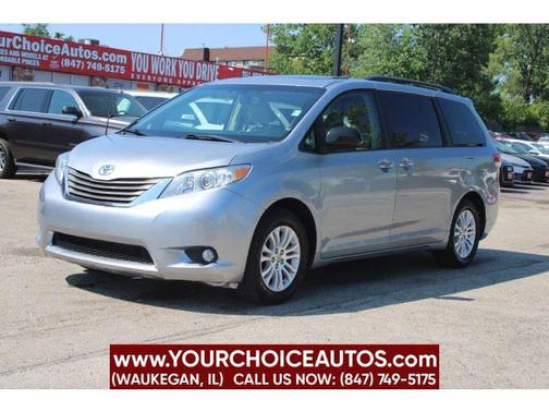 2013 Toyota Sienna XLE