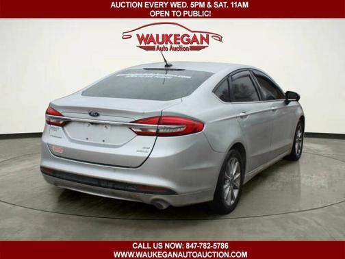 2017 Ford Fusion SE FWD