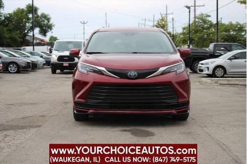 2021 Toyota Sienna LE