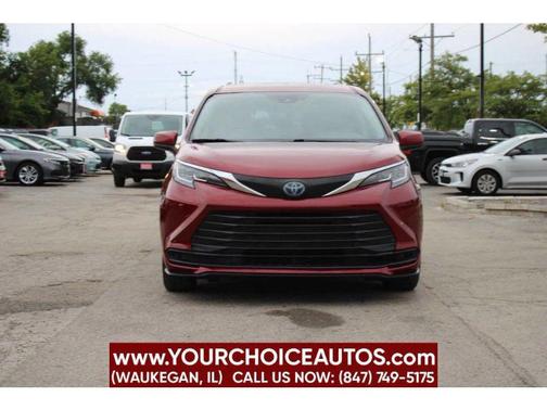 2021 Toyota Sienna LE