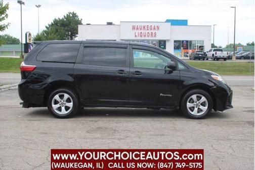 2019 Toyota Sienna SE