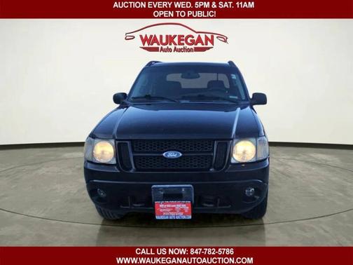 2005 Ford Explorer Sport Trac 4dr 126" WB 4WD XLT Premium