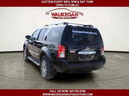 2010 Nissan Pathfinder 4WD 4dr V6 LE
