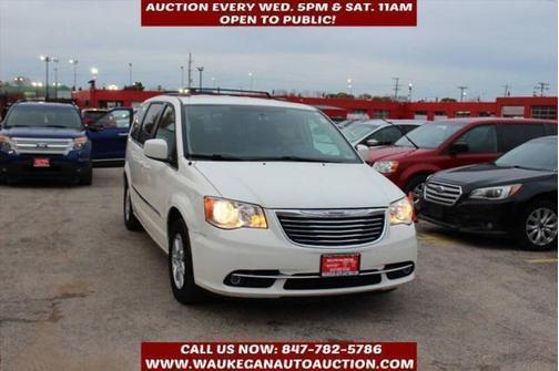 2011 Chrysler Town & Country Touring