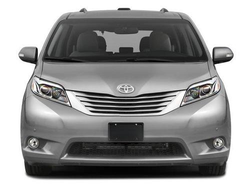 2016 Toyota Sienna XLE