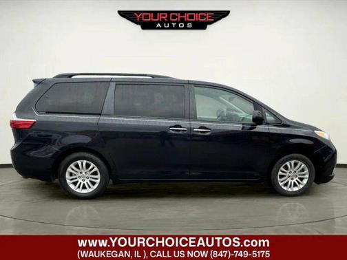 2016 Toyota Sienna XLE