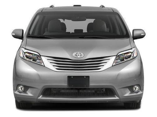 2016 Toyota Sienna XLE