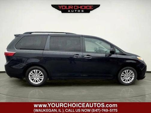 2016 Toyota Sienna XLE