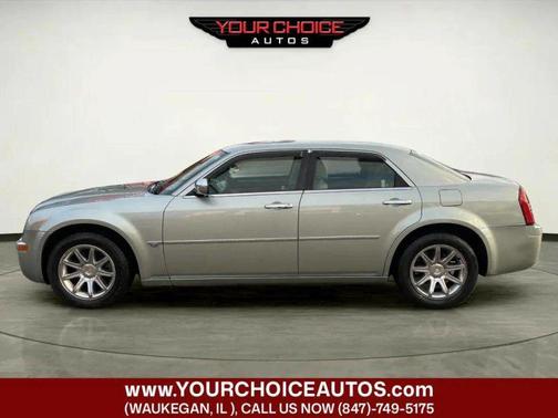 2005 Chrysler 300C Base