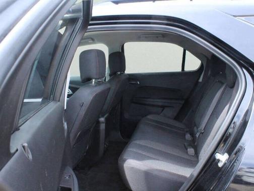 Black 2017 Chevrolet Equinox FWD 4dr LT w/1LT