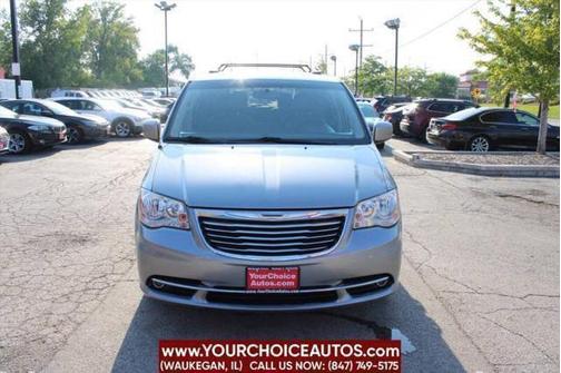 2013 Chrysler Town & Country Touring