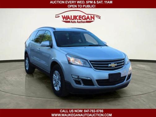 Silver Ice Metallic 2014 Chevrolet Traverse AWD 4dr LT w/2LT