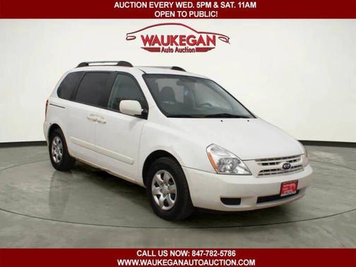 White 2008 Kia Sedona 4dr SWB