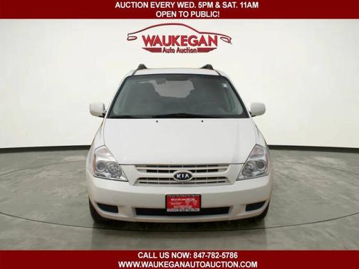White 2008 Kia Sedona 4dr SWB