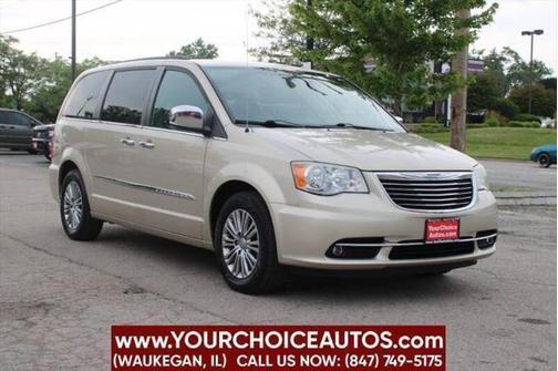 2014 Chrysler Town & Country Touring-L