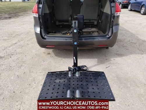 2012 Toyota Sienna LE