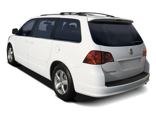2009 Volkswagen Routan SE