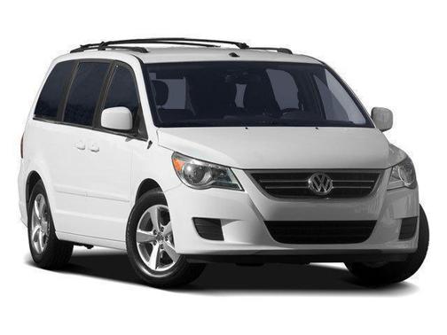 2009 Volkswagen Routan SE