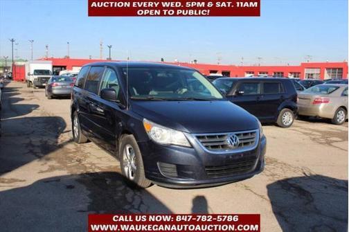 2009 Volkswagen Routan SE