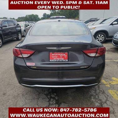 2015 Chrysler 200 Limited
