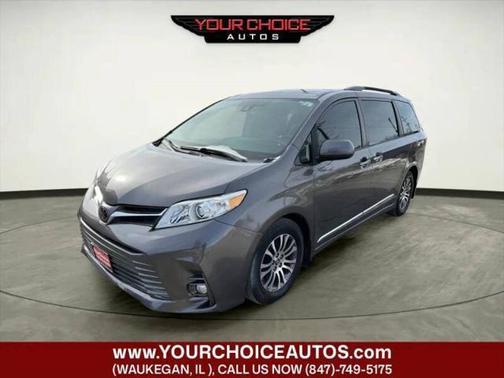 2018 Toyota Sienna XLE