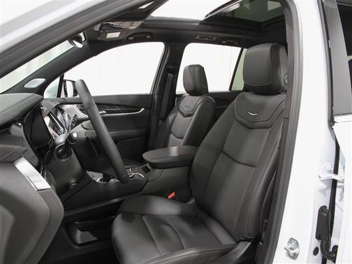 2025 Cadillac XT6 Premium Luxury AWD