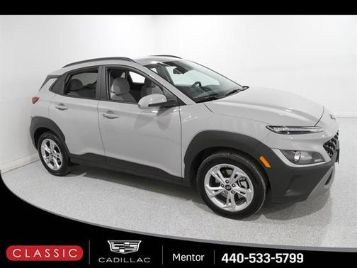 2022 Hyundai KONA SEL