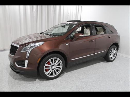 Rosewood Metallic 2023 Cadillac XT5 Sport