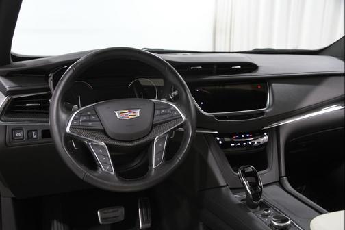 2023 Cadillac XT5 Sport