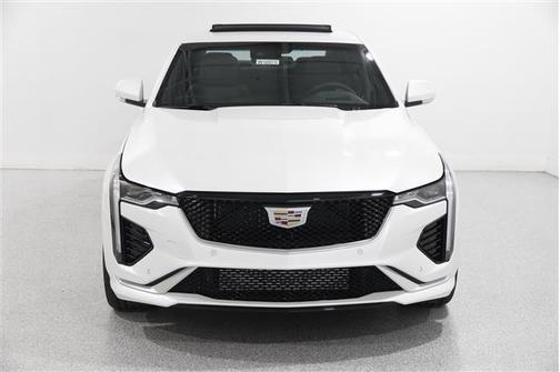 2025 Cadillac CT4