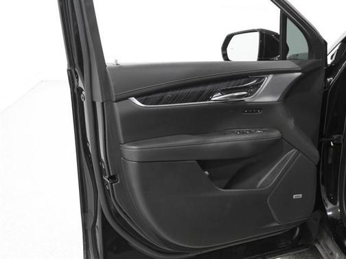 2023 Cadillac XT6 Premium Luxury AWD