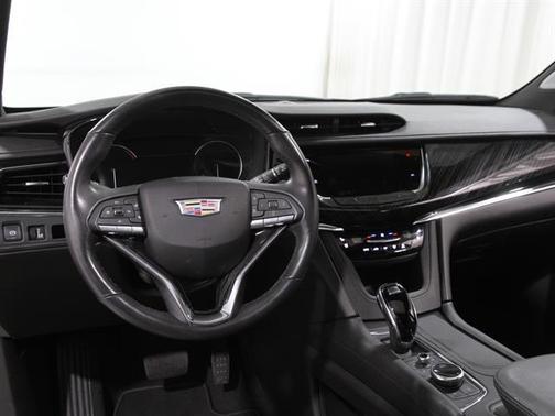 2023 Cadillac XT6 Premium Luxury AWD