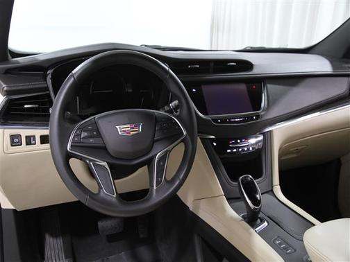 2018 Cadillac XT5 Base