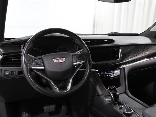 2023 Cadillac XT6 Premium Luxury AWD