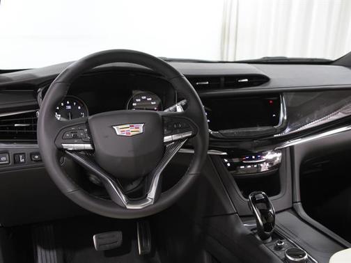 2025 Cadillac XT6 Sport AWD