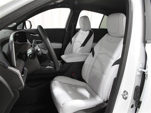 2025 Cadillac XT4 Sport