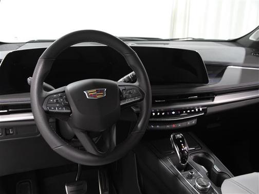 2025 Cadillac XT4 Sport