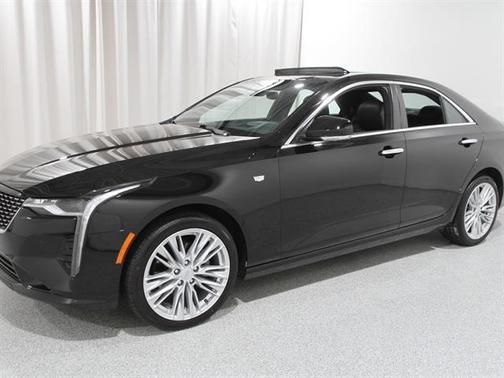 2022 Cadillac CT4 Premium Luxury