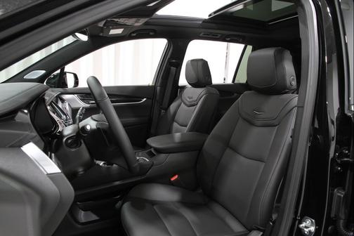 2025 Cadillac XT6 Premium Luxury AWD