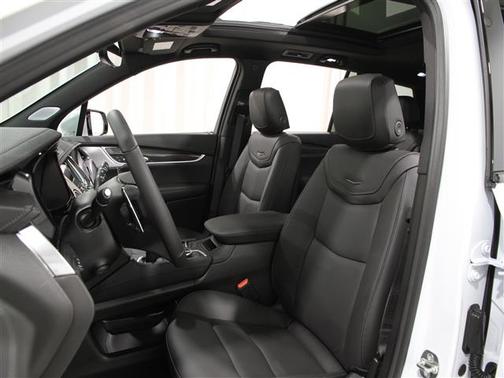 2025 Cadillac XT6 Sport AWD