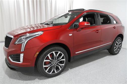 2025 Cadillac XT5 Sport