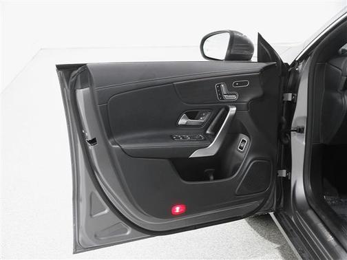 2023 Mercedes-Benz CLA 250 4MATIC