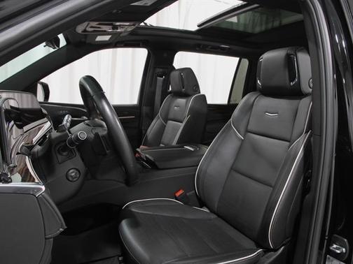 2024 Cadillac Escalade ESV Premium Luxury